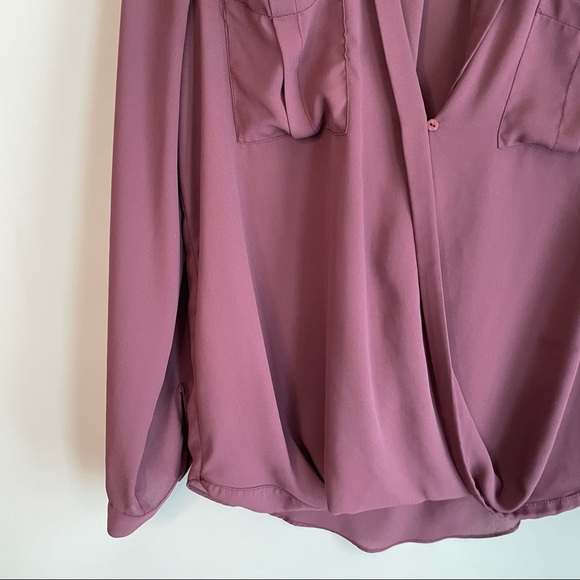 Maeve Purple V-Neck Faux Wrap High Low Pocketed Top - Picture 3 of 7